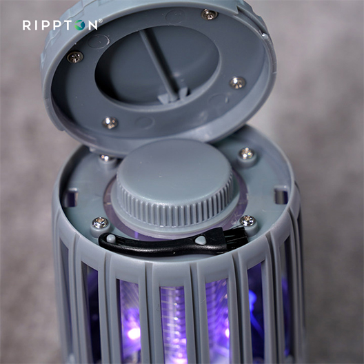 Close-up of Spider R1's LED mosquito killer lamp function. best mosquito killer lamp uk for Good Price.