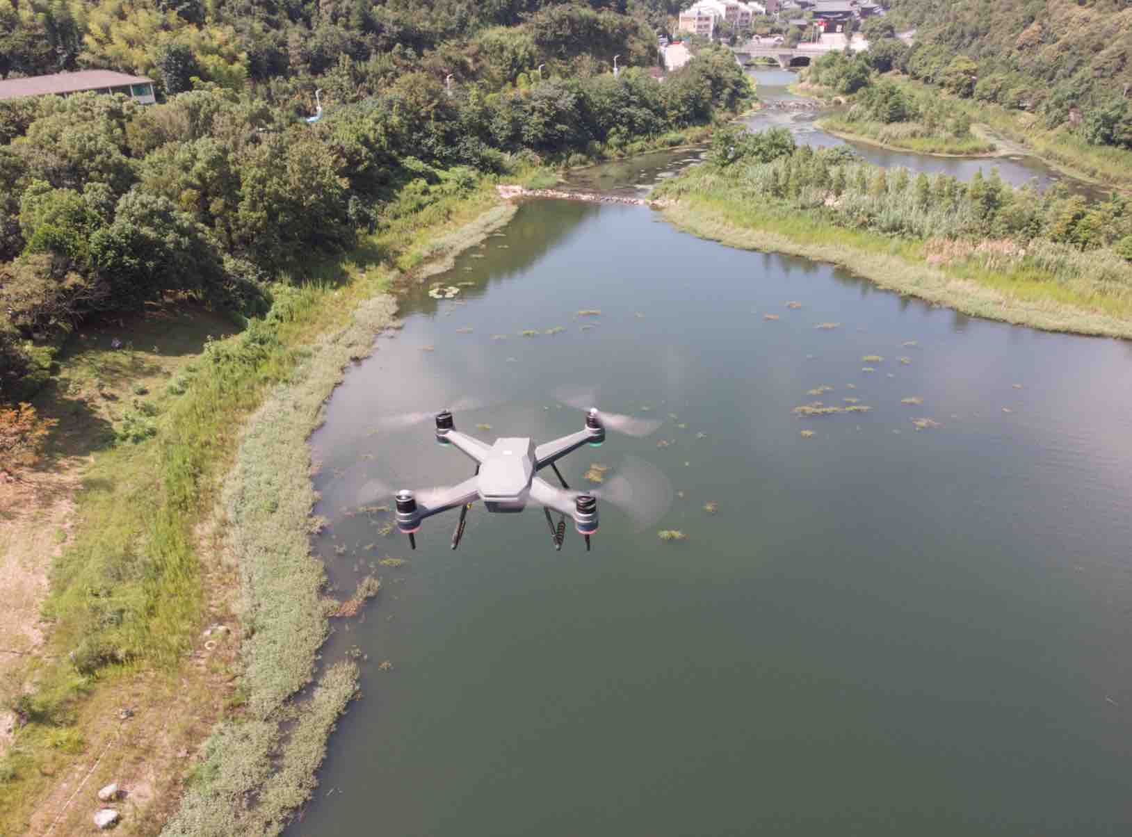 bait casting drone