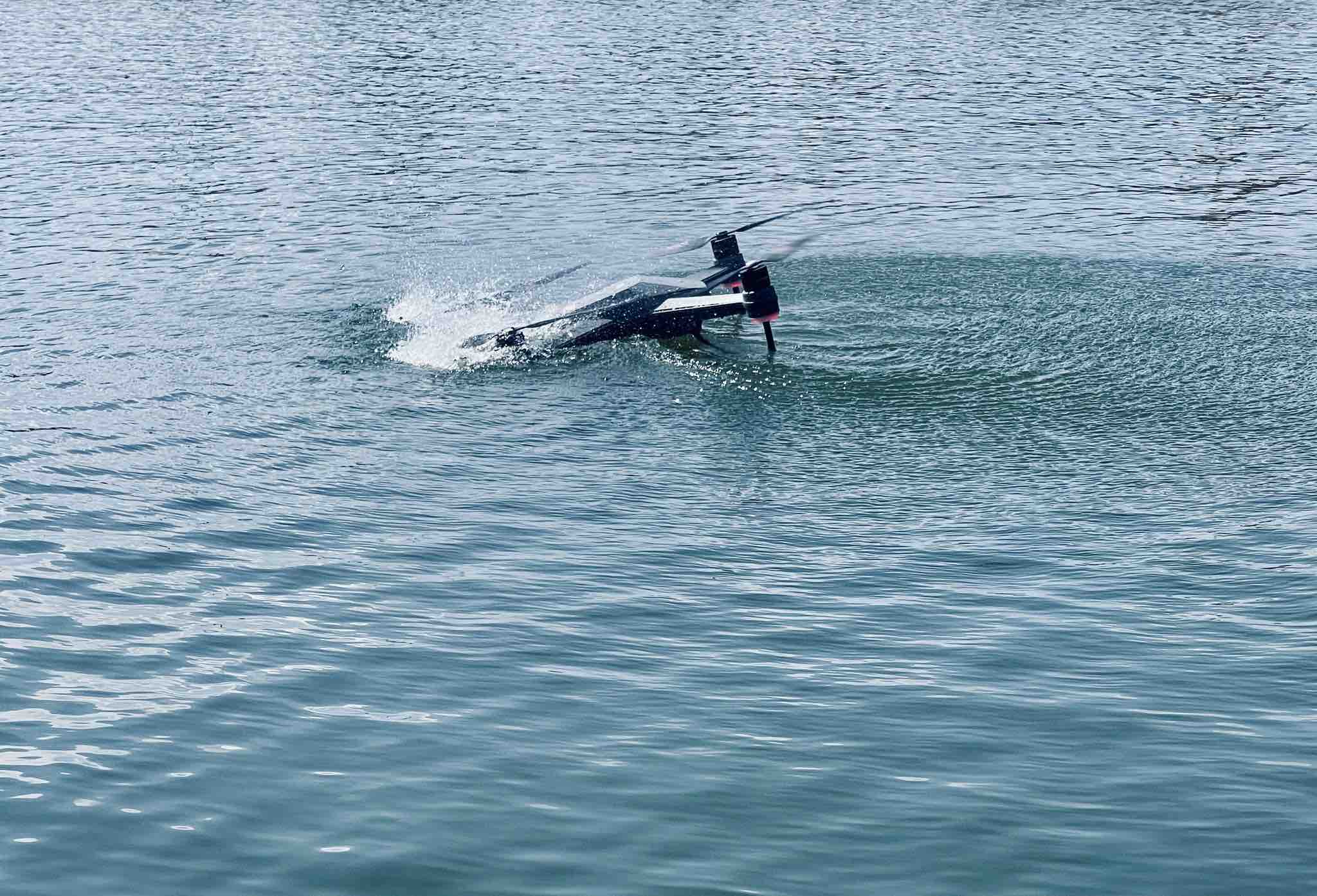 waterproof fishing drone